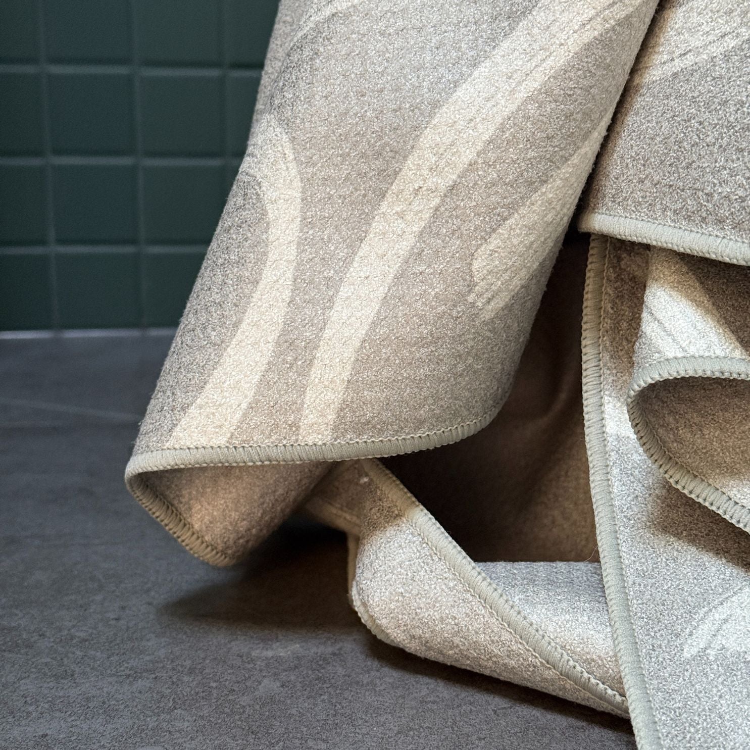 Reisehandtuch 180x90cm groß, schnelltrocknend & recycelt